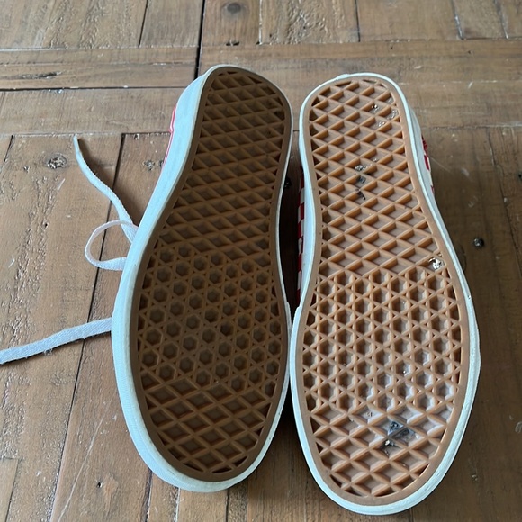 Vans old skool red and white checkered sneakers - Picture 9 of 9